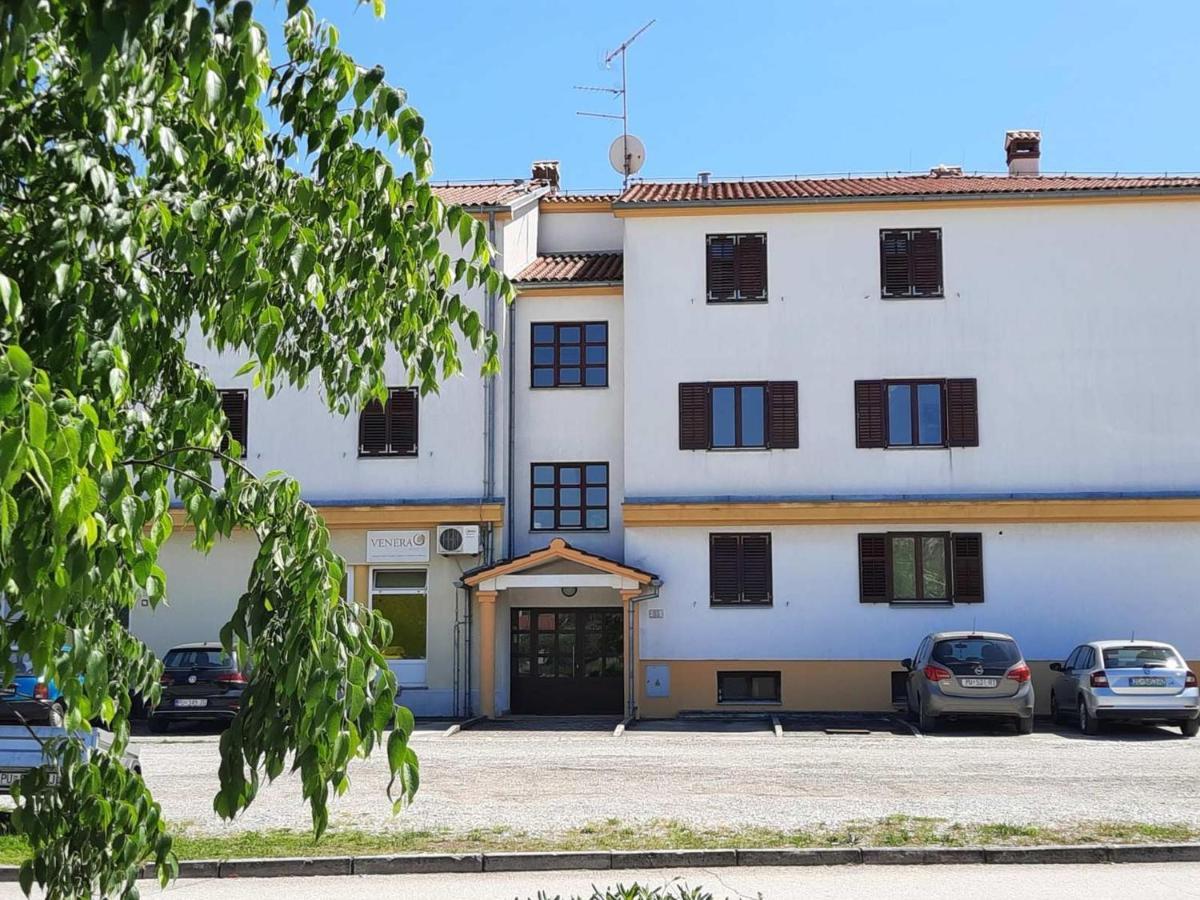 Apartment Thalassa Ρόβινι Εξωτερικό φωτογραφία